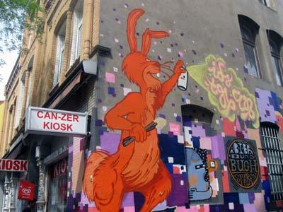 StadtRadTour: Straßenkunst oder Schmierereien?