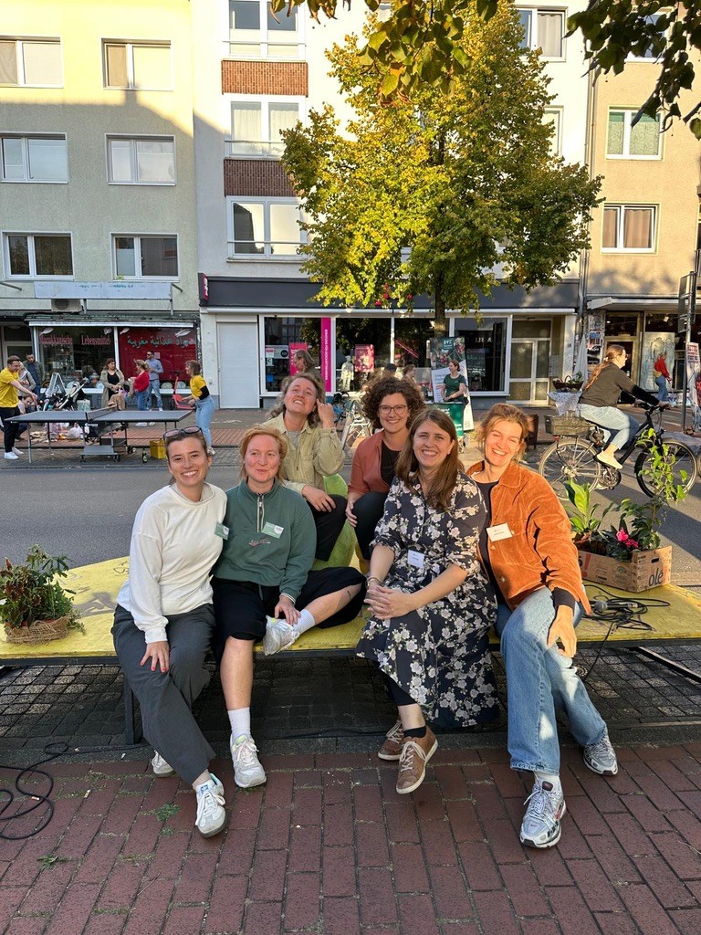 Veranstaltung im Rahmen des E-Damm für alle – 20.09.2024 Parklet statt Parkplatz – Nachbarschaft selbst gemacht